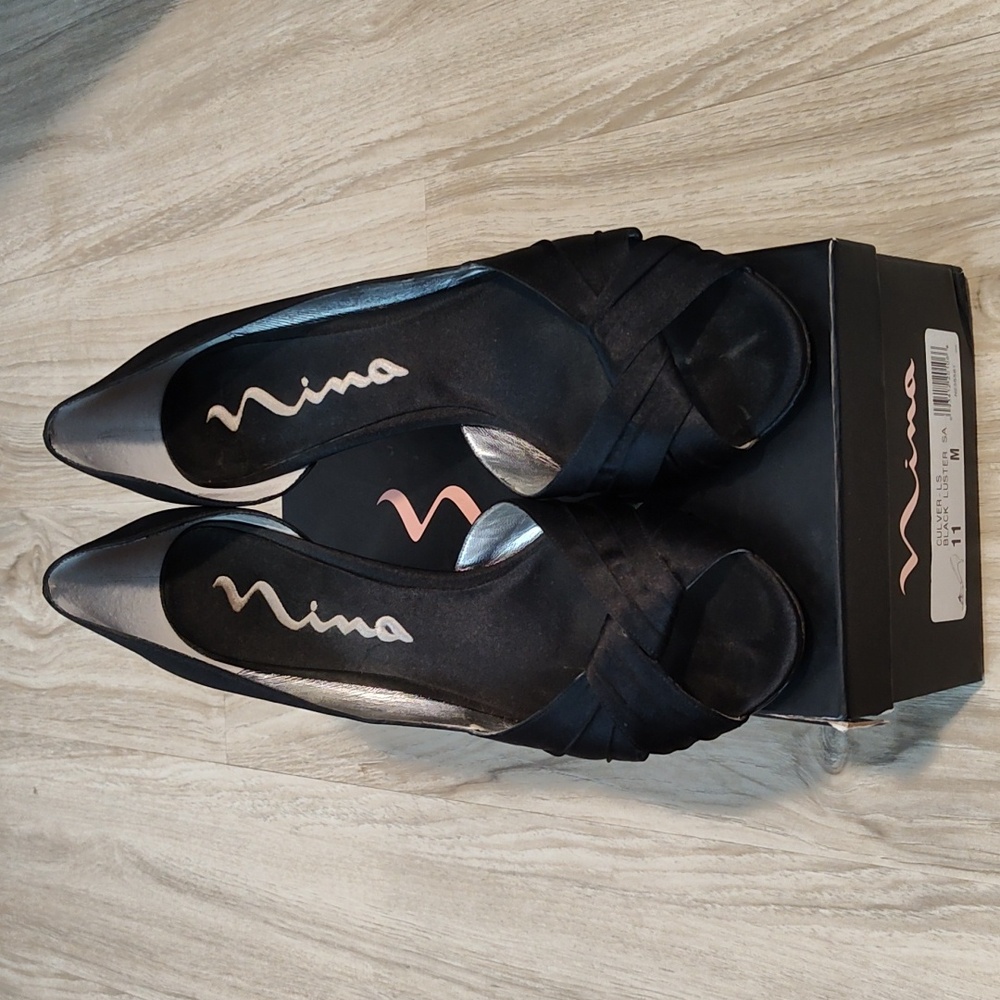 Nina Black Satin Size 11 Heels